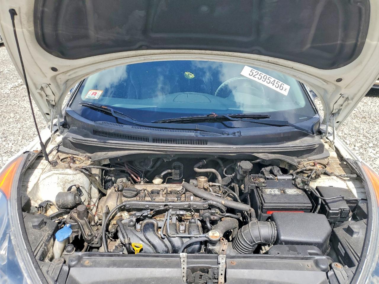 Hyundai VELOSTER Base