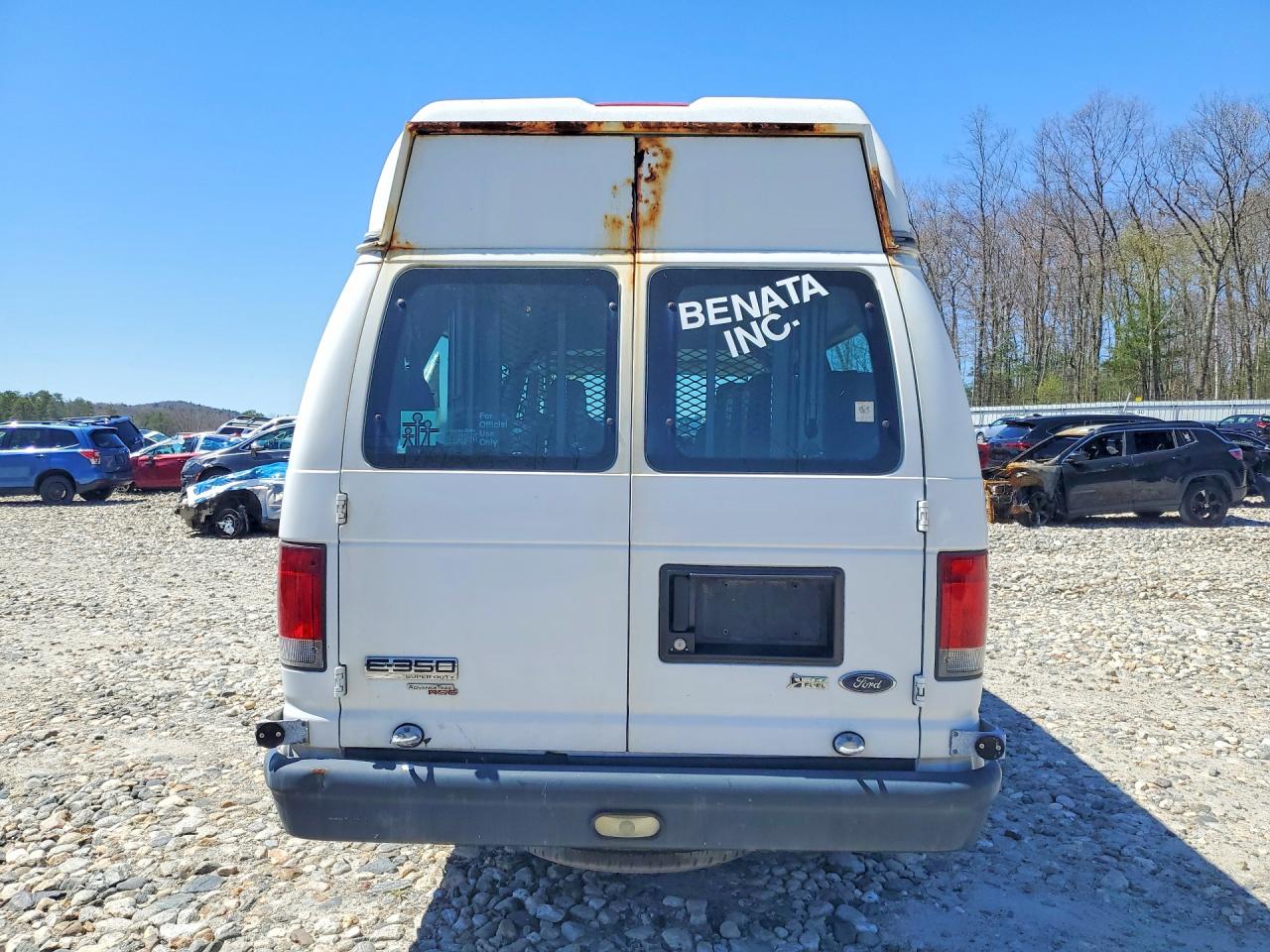 Ford Econoline E350 Super Duty Van