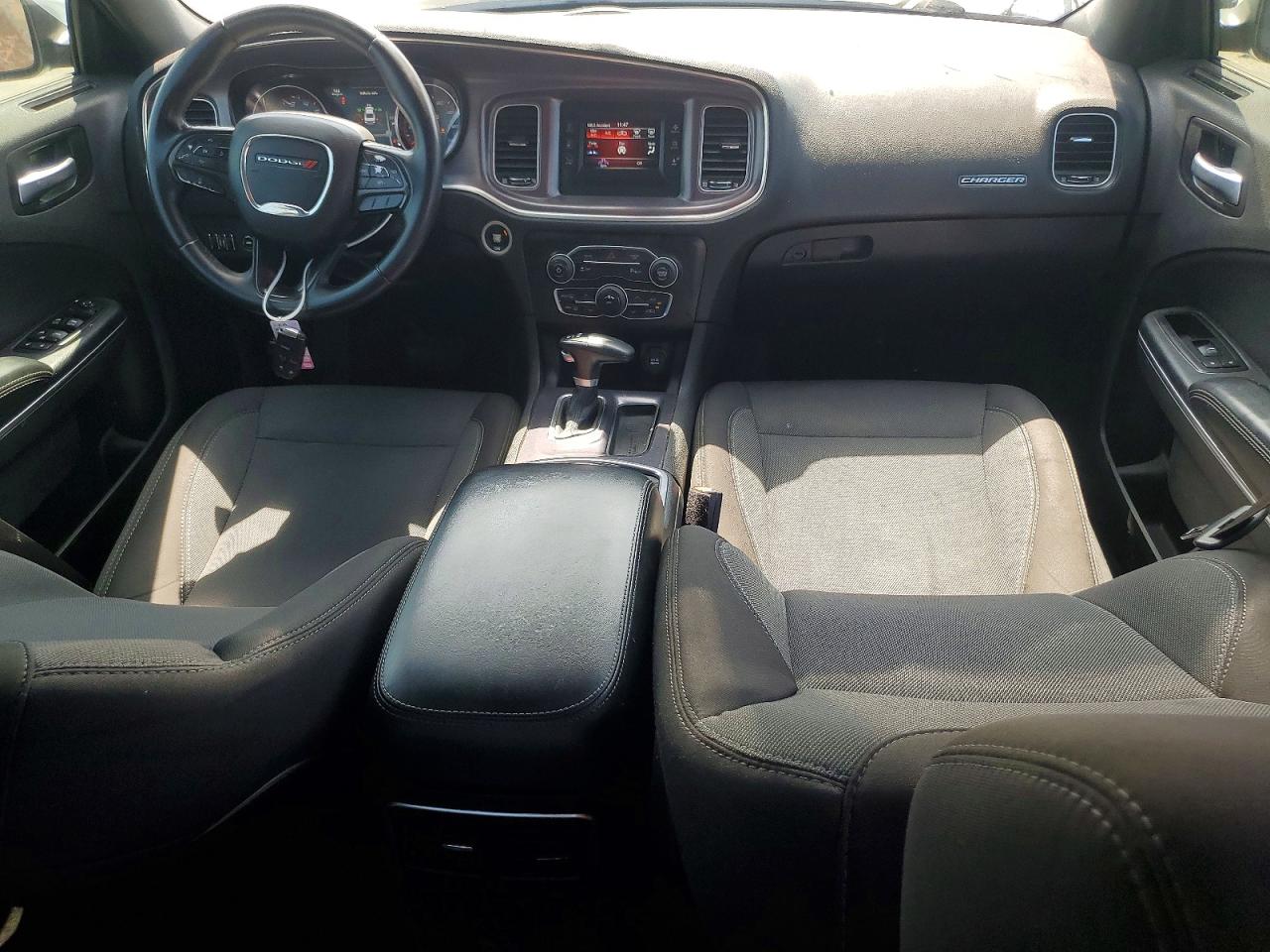 Dodge Charger Se