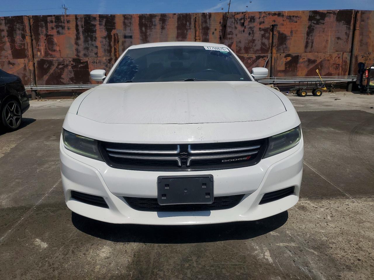 Dodge Charger Se
