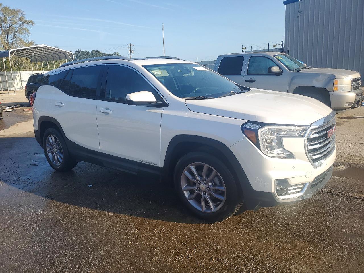 GMC Terrain Slt