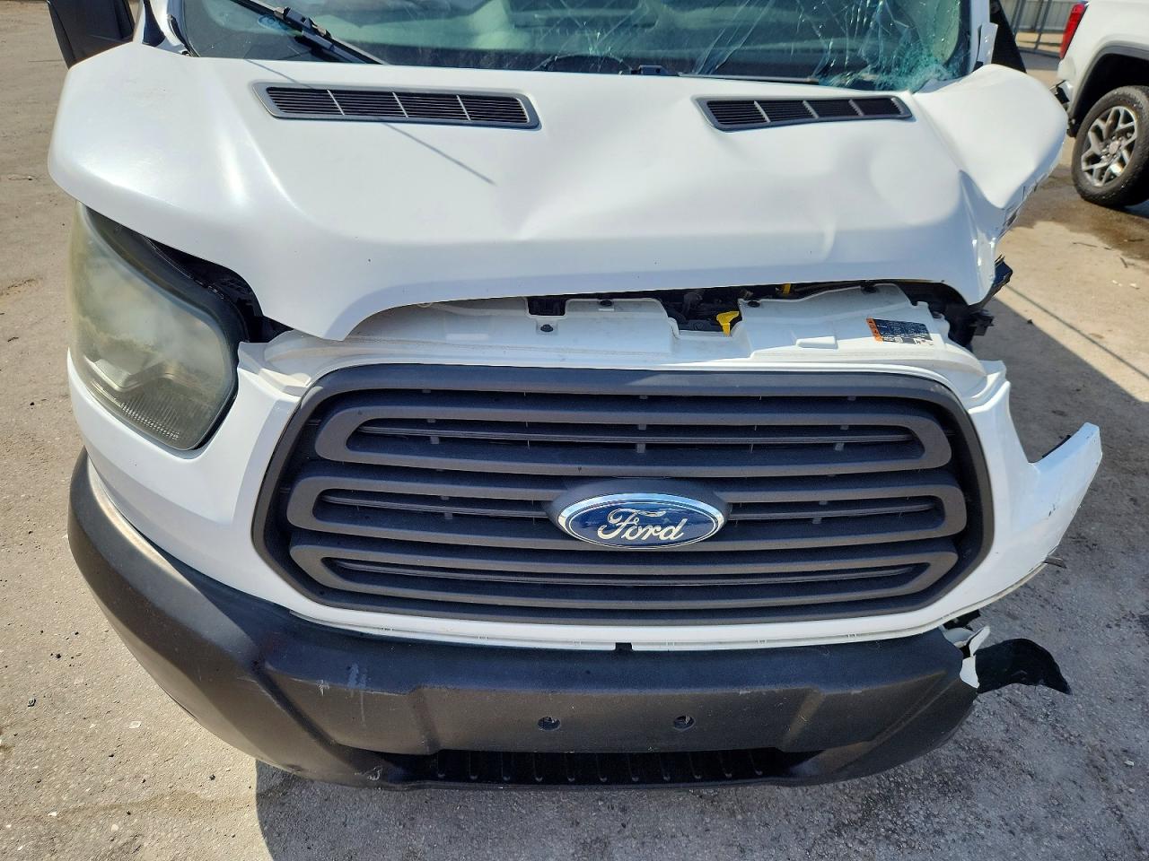 Ford Transit T-150