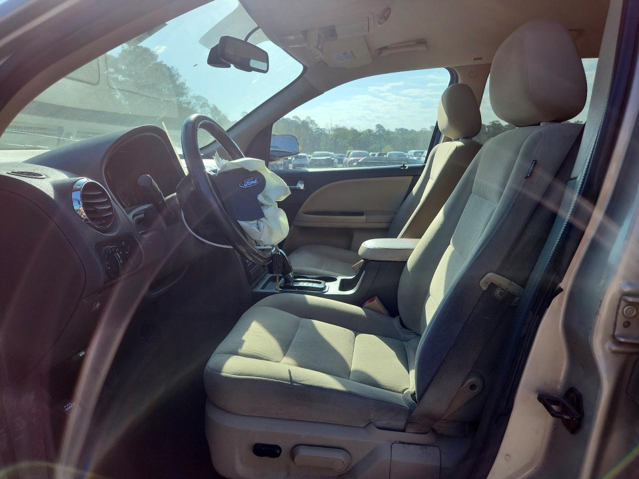 Ford Taurus Sel