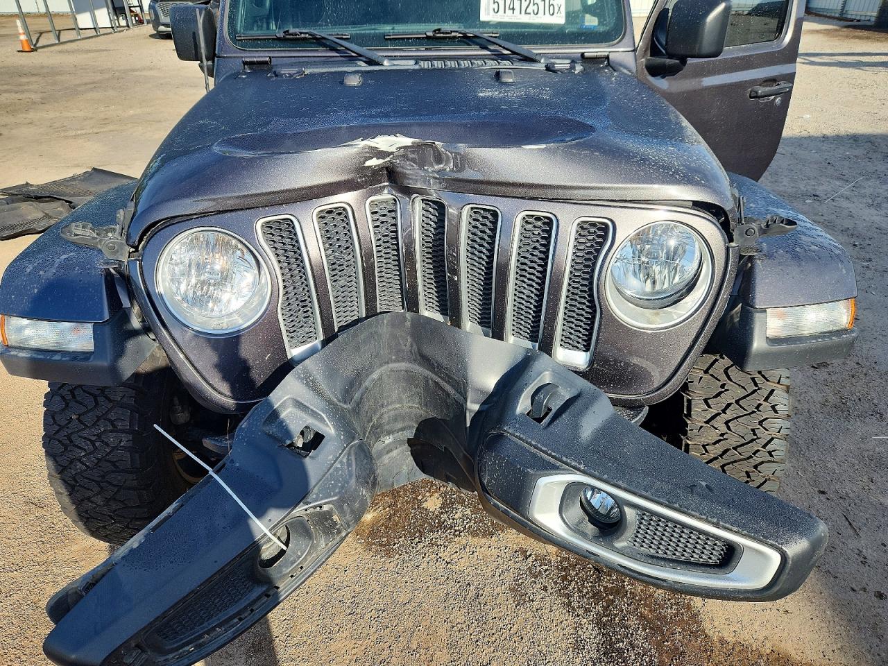 Jeep Wrangler Sahara