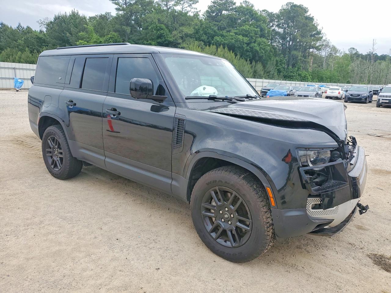 Land Rover Defender 130 S