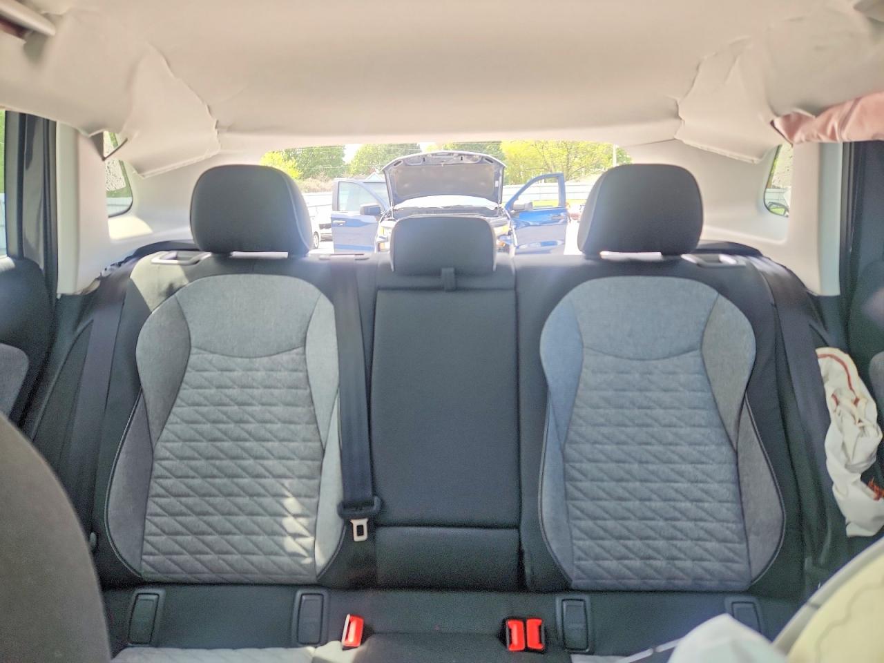 Volkswagen Tiguan S
