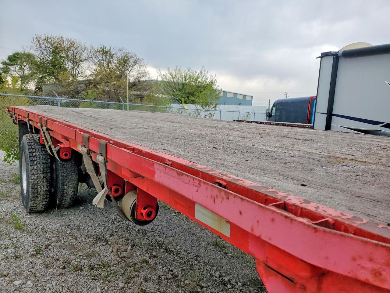 Peterbilt 330