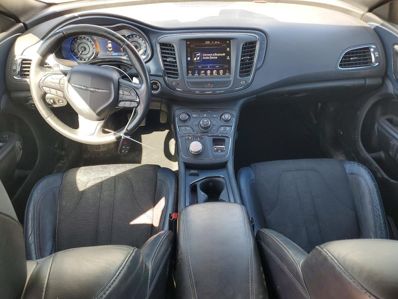Chrysler 200 S