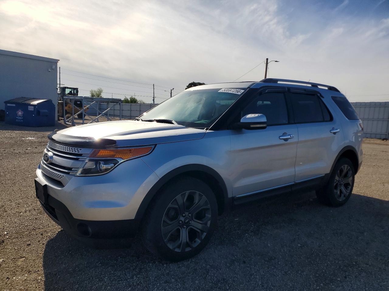 Salvage Ford Explorer Image