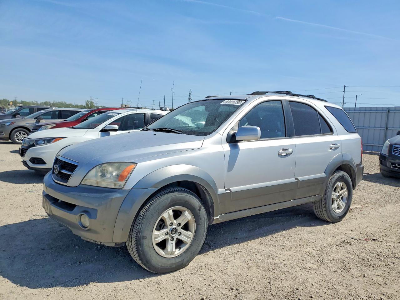 Salvage Kia Sorento Image