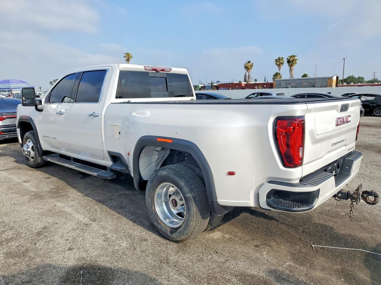 GMC Sierra K3500 Denali