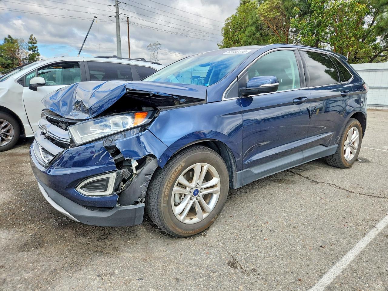 Salvage Ford Edge Image