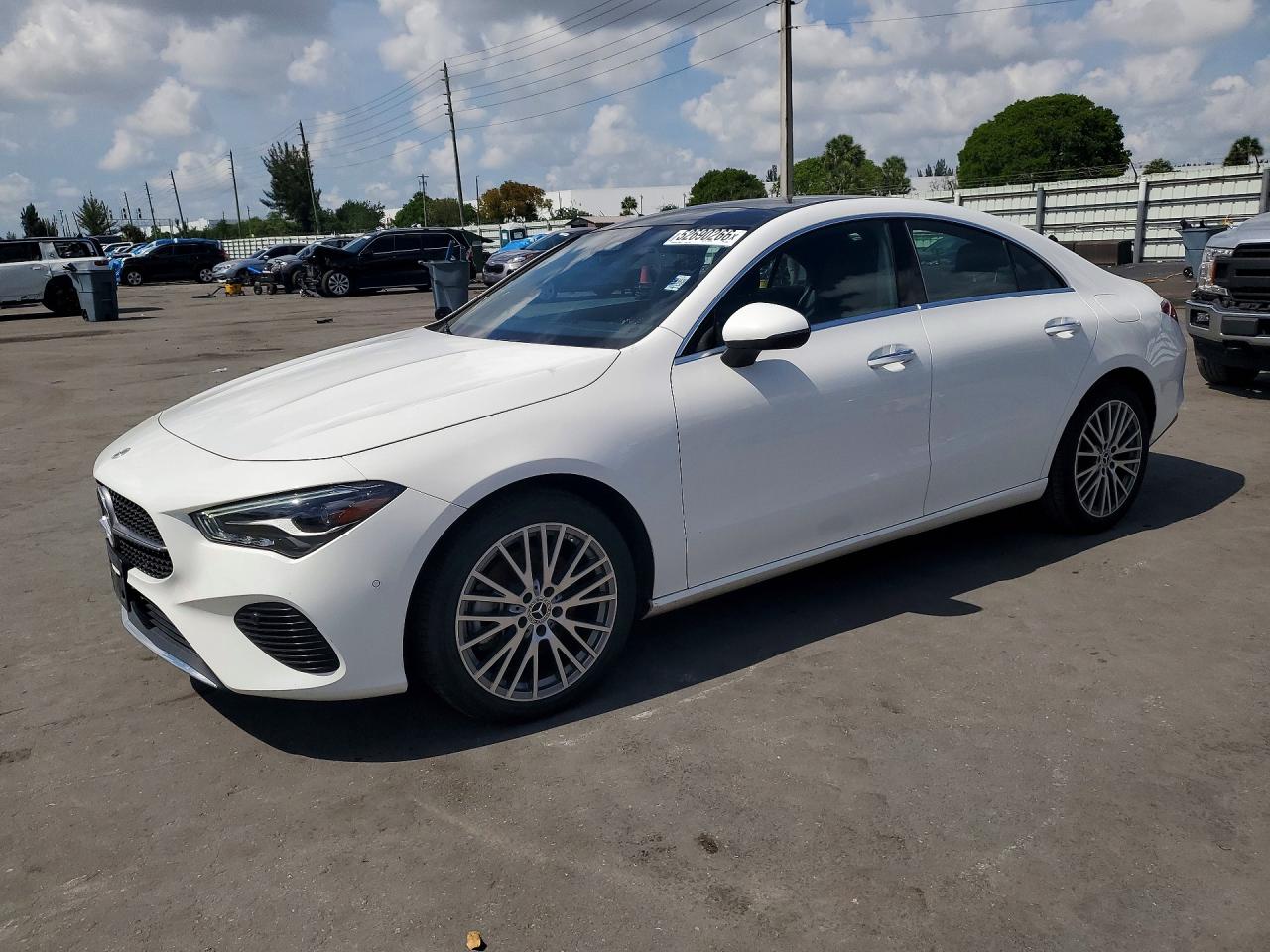 Salvage Mercedes-Benz Cla-class Image