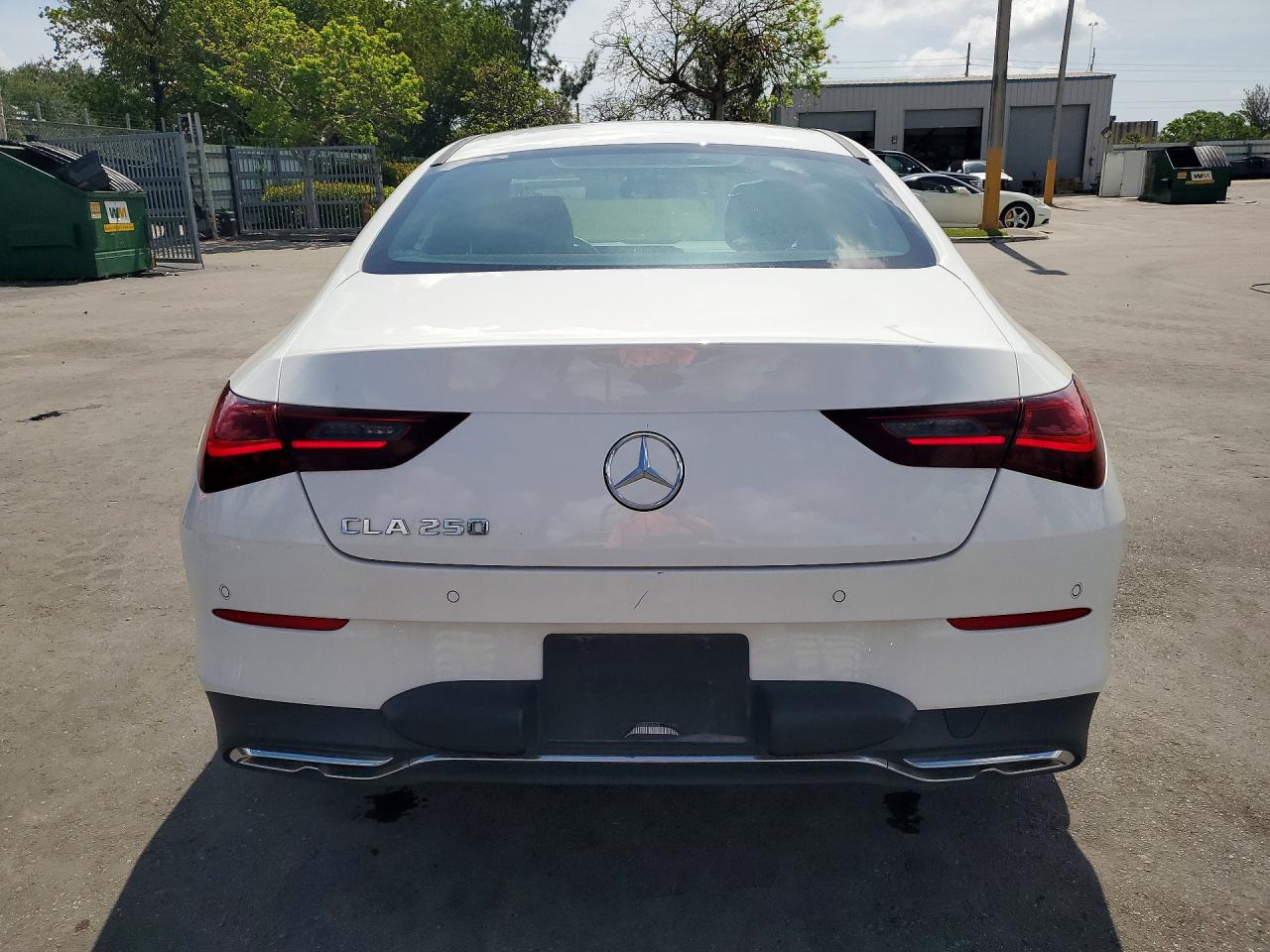 Mercedes-Benz Cla-class 250