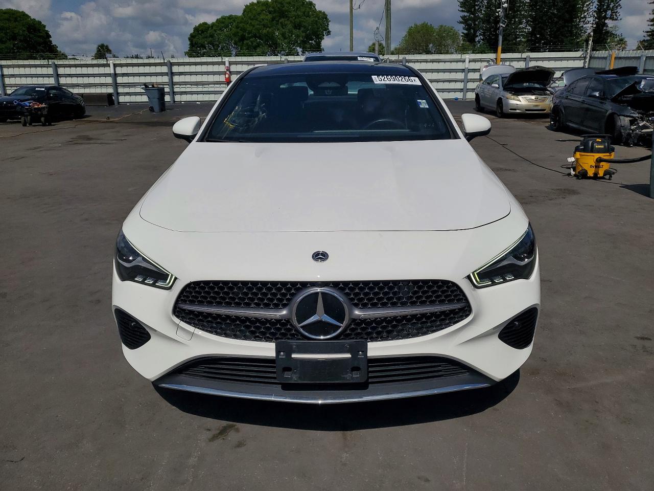Mercedes-Benz Cla-class 250