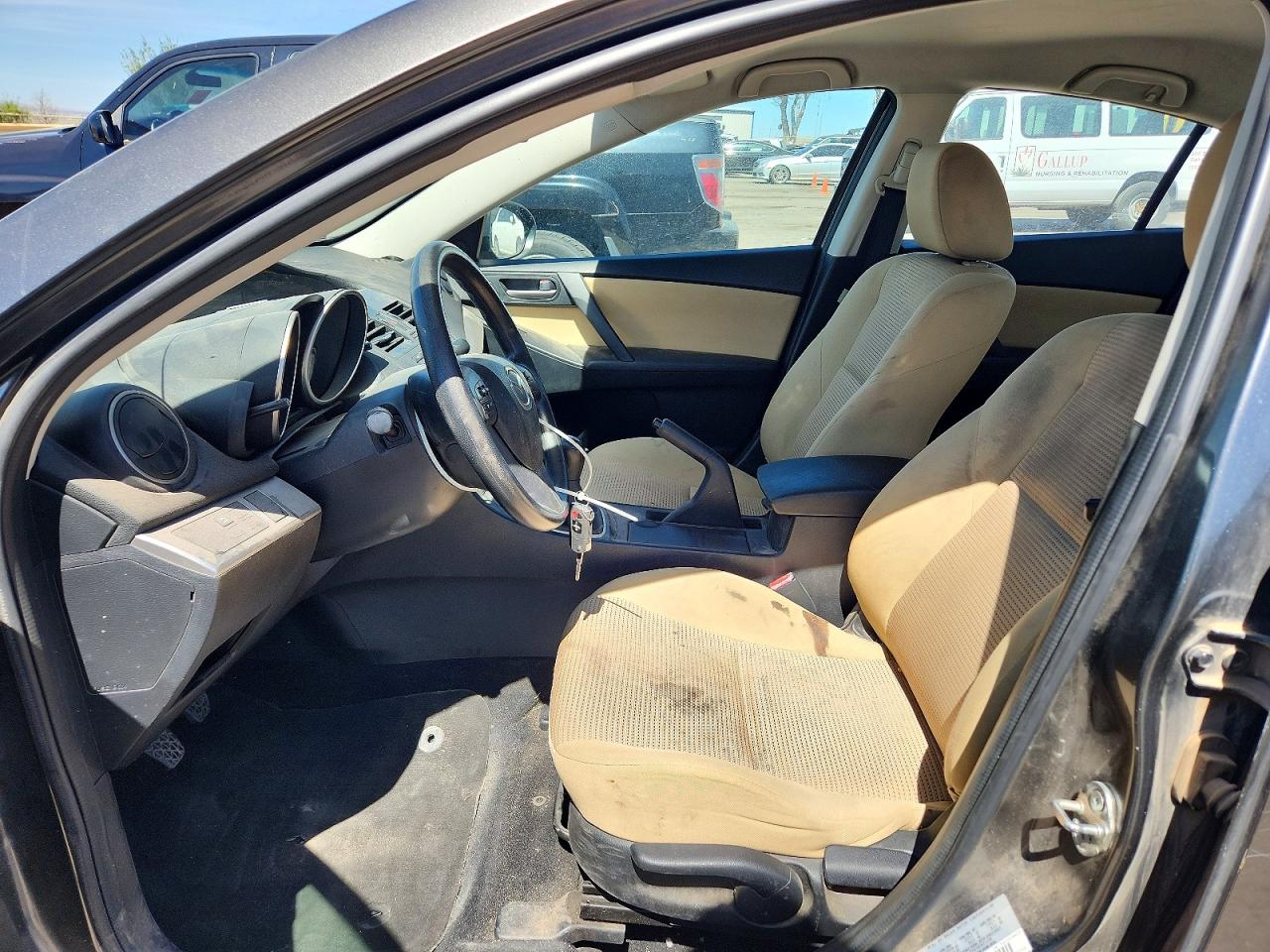 Mazda 3 I