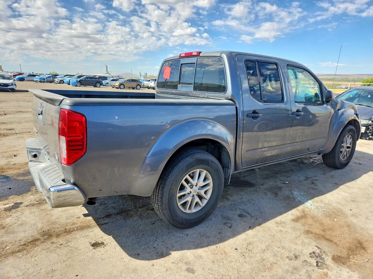 Nissan Frontier Sv