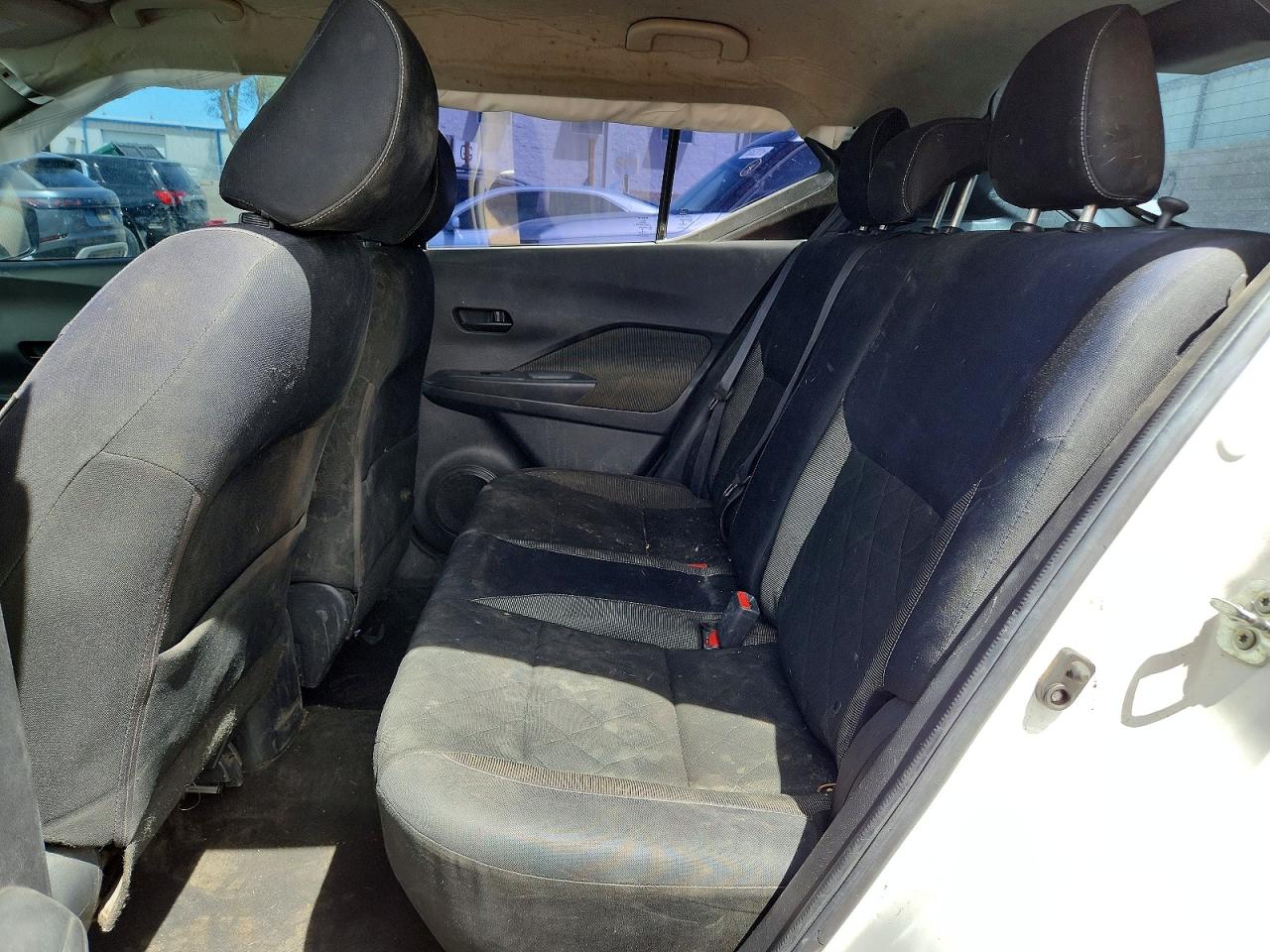 Nissan Kicks S