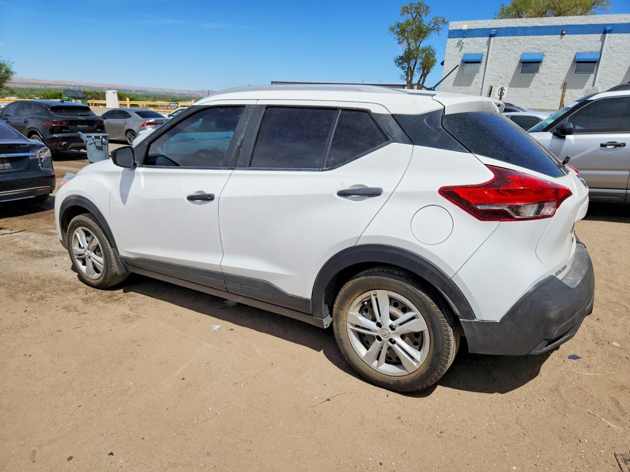 Nissan Kicks S