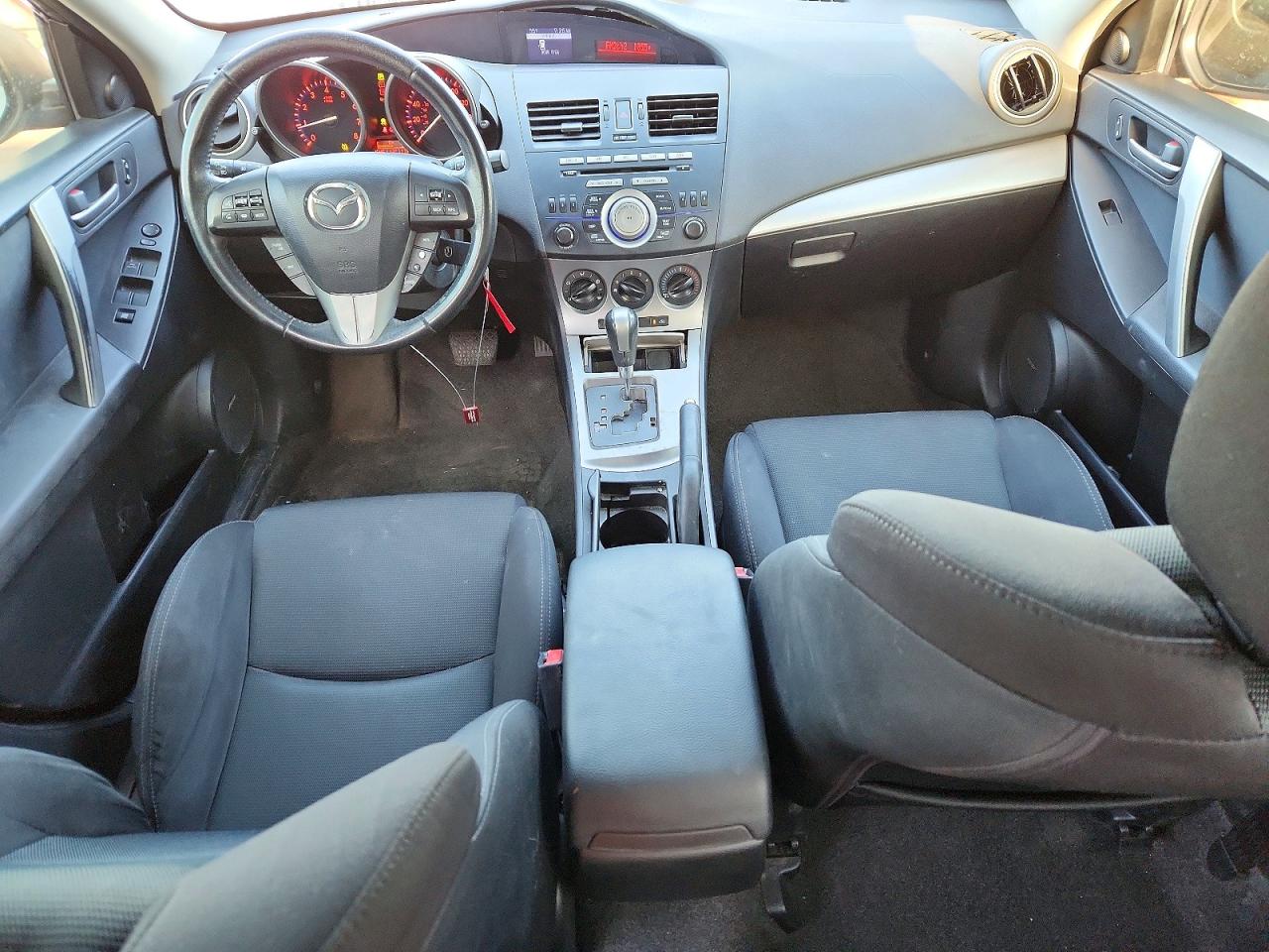Mazda Mazda3 S