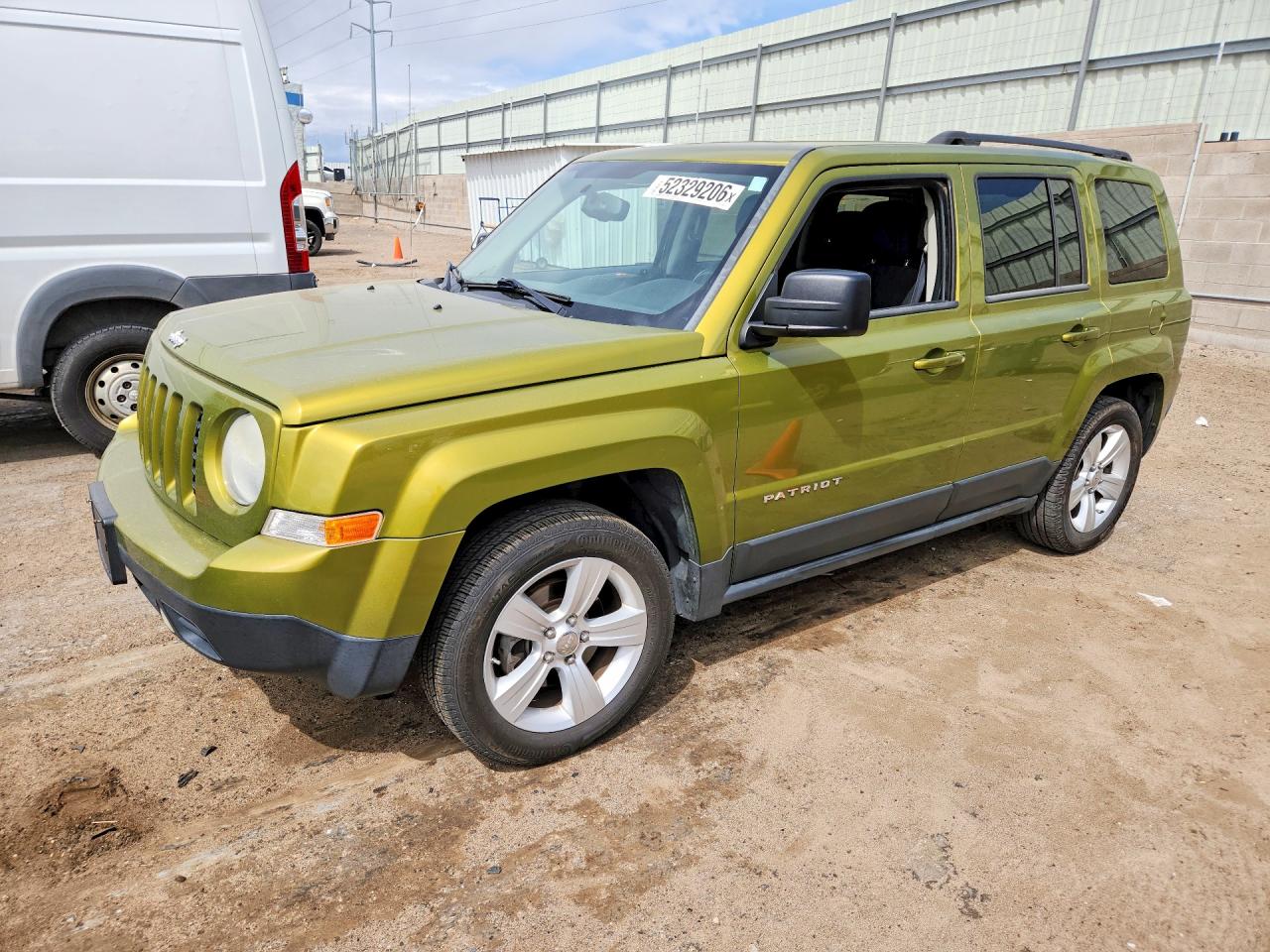Salvage Jeep Patriot Image