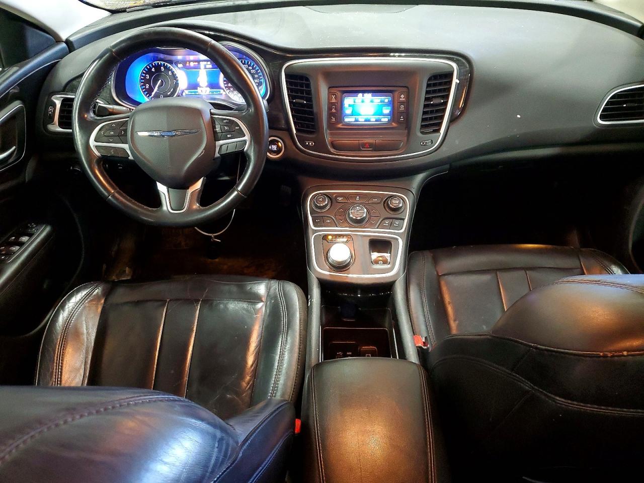 Chrysler 200 C