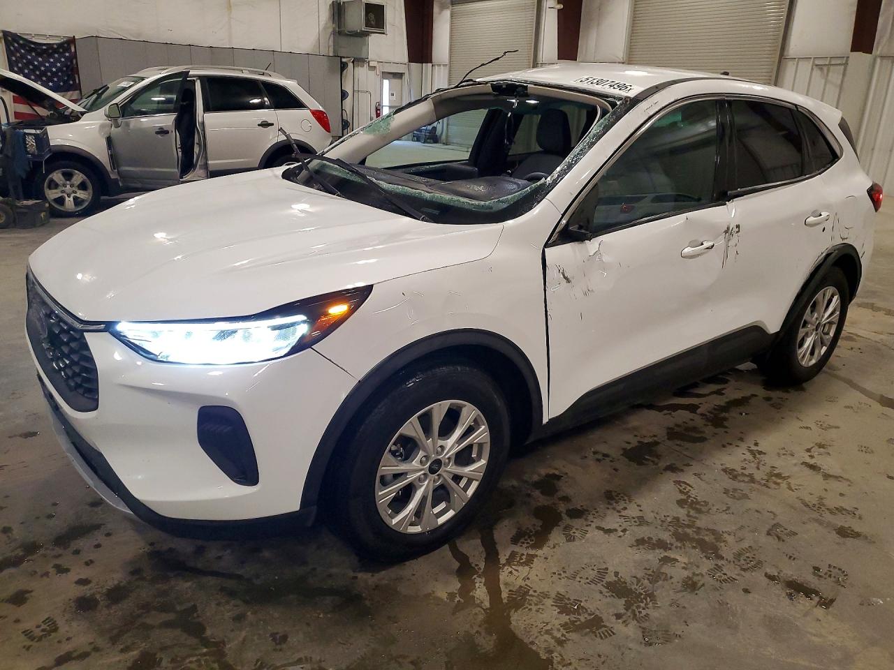 Salvage Ford Escape Image