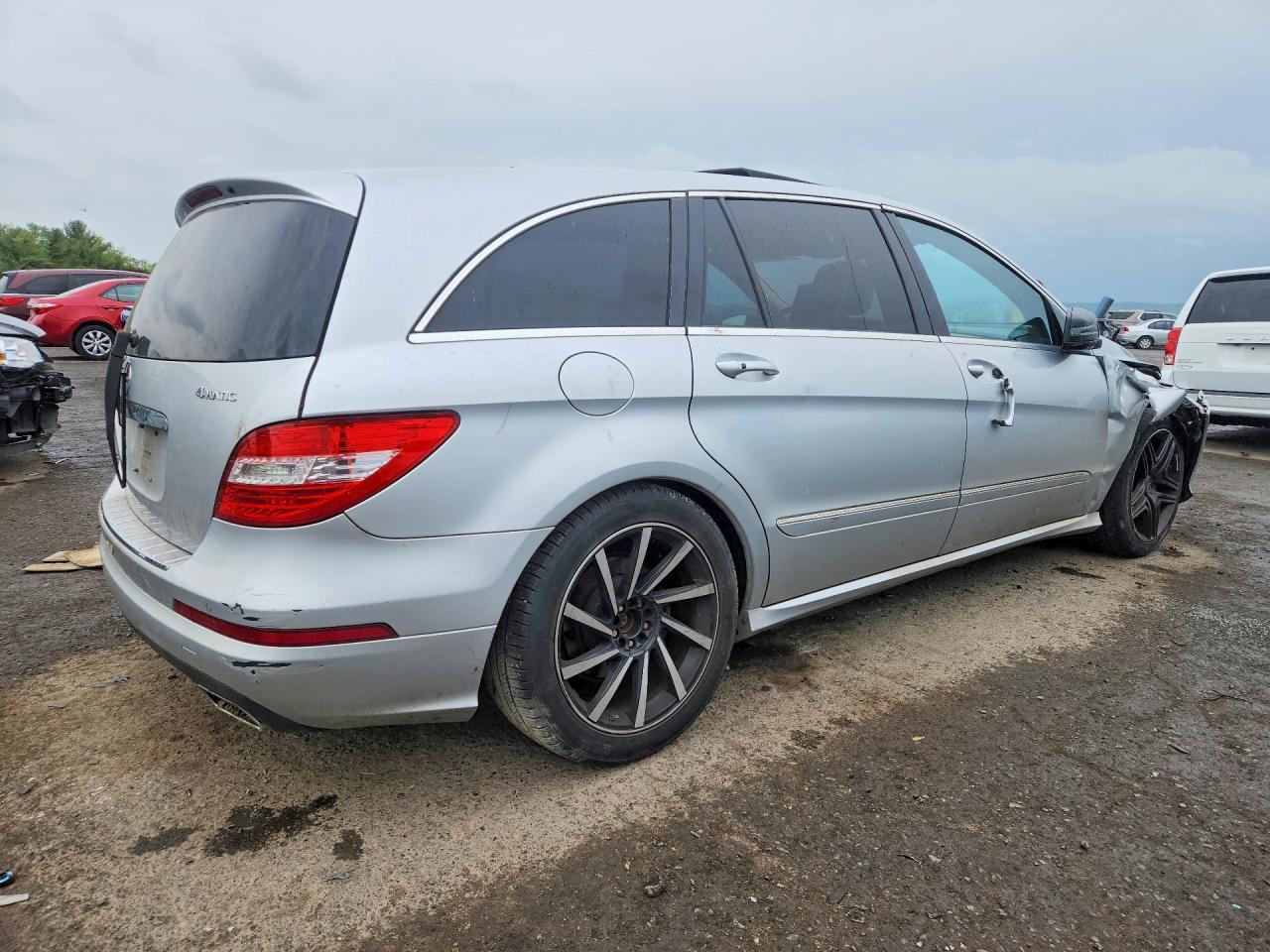 Mercedes-Benz R-Class 350 4matic