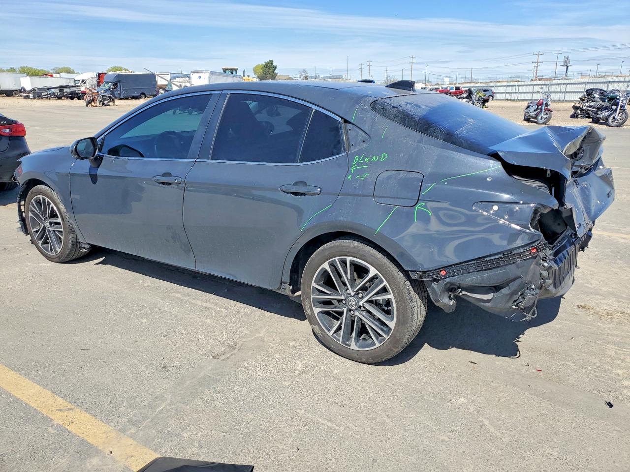 Toyota Camry Xle