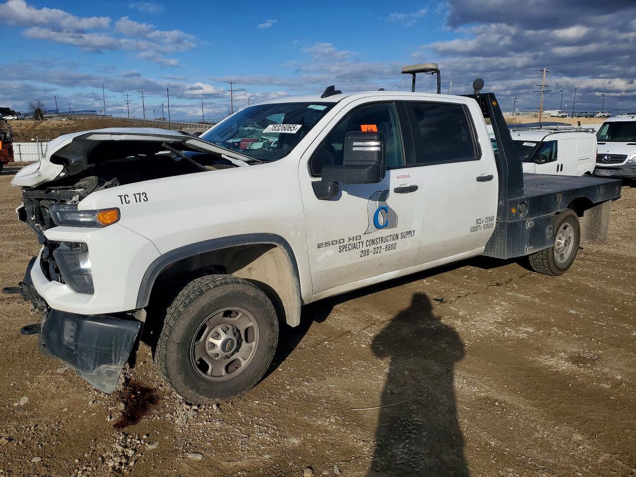 Salvage Chevrolet Silverado Image