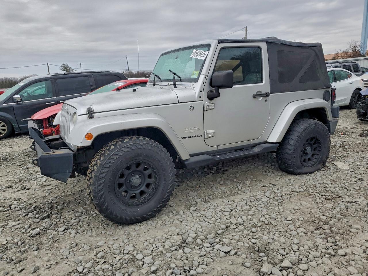 Salvage Jeep Wrangler Image