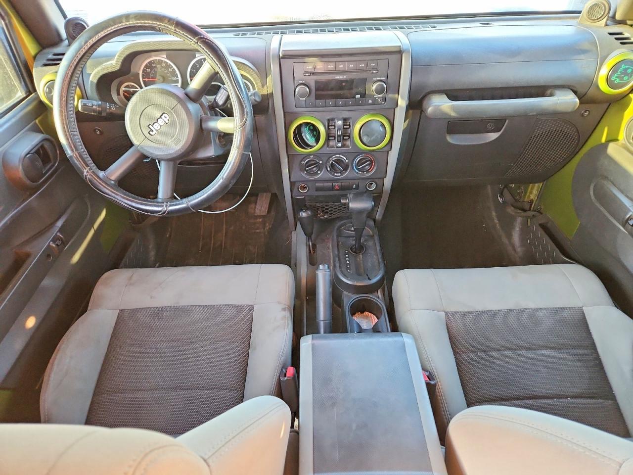 Jeep Wrangler Sport