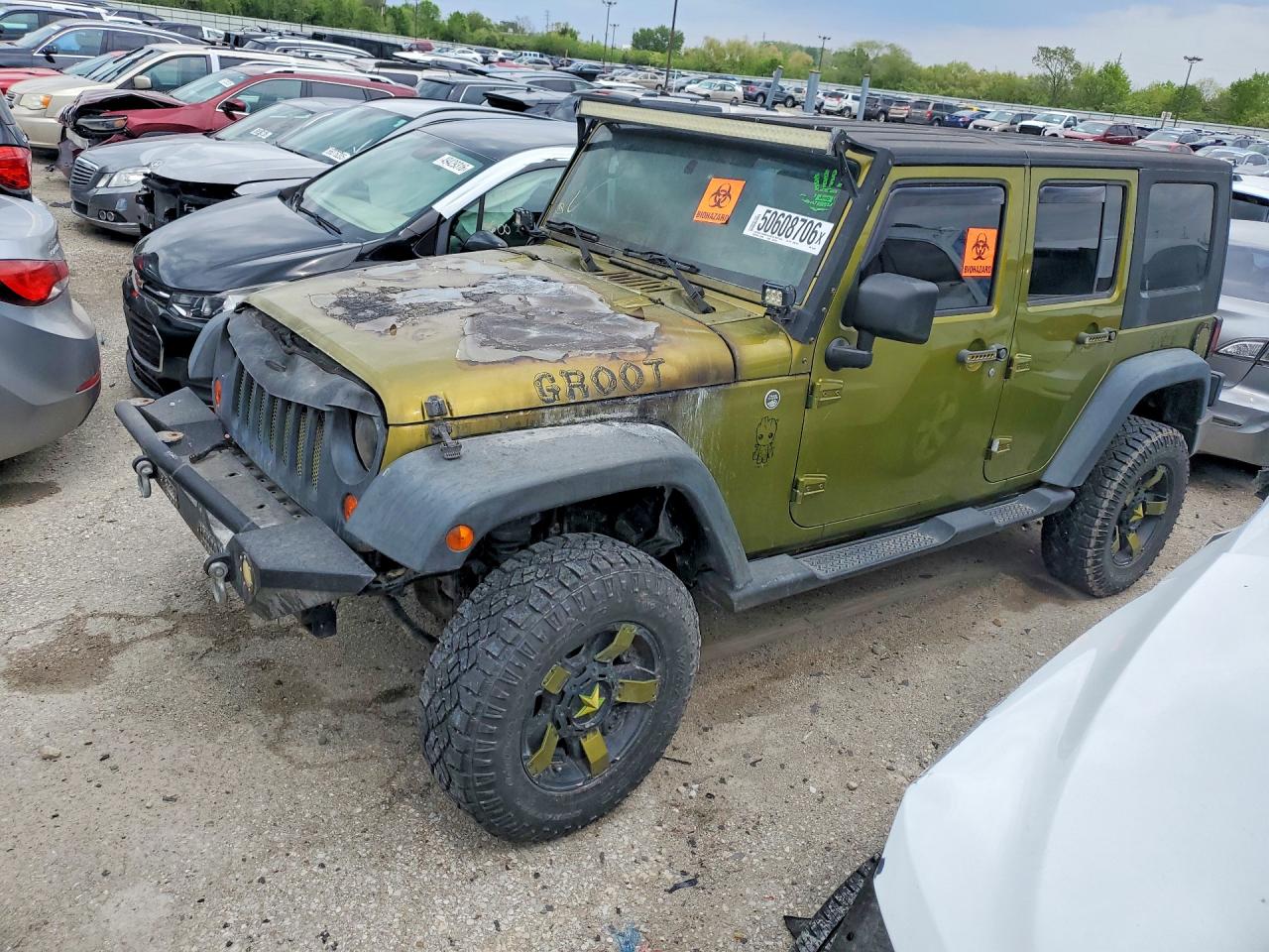 Salvage Jeep Wrangler Image