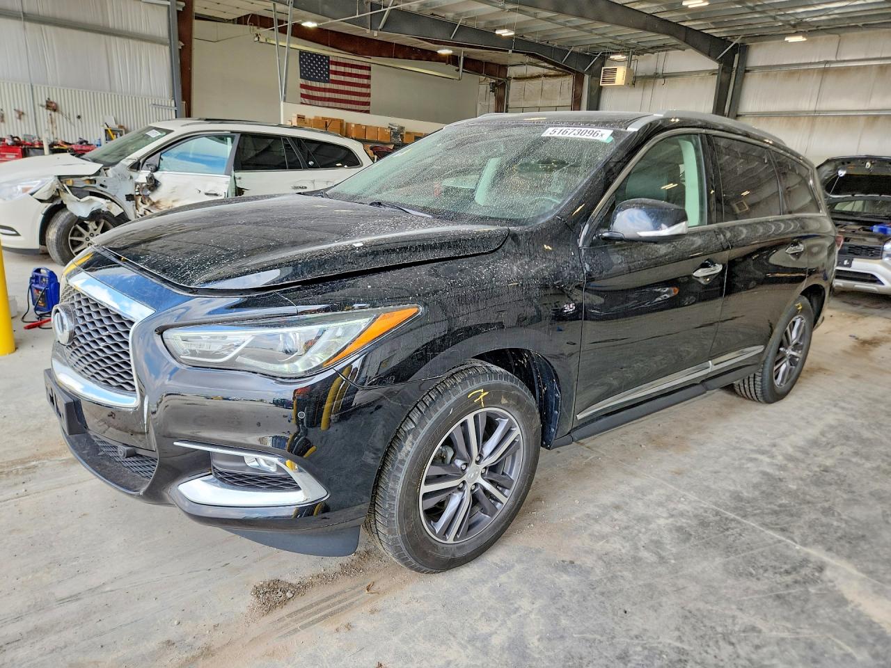 Salvage INFINITI Qx Image