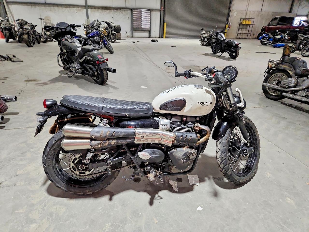 Salvage Triumph Street Image