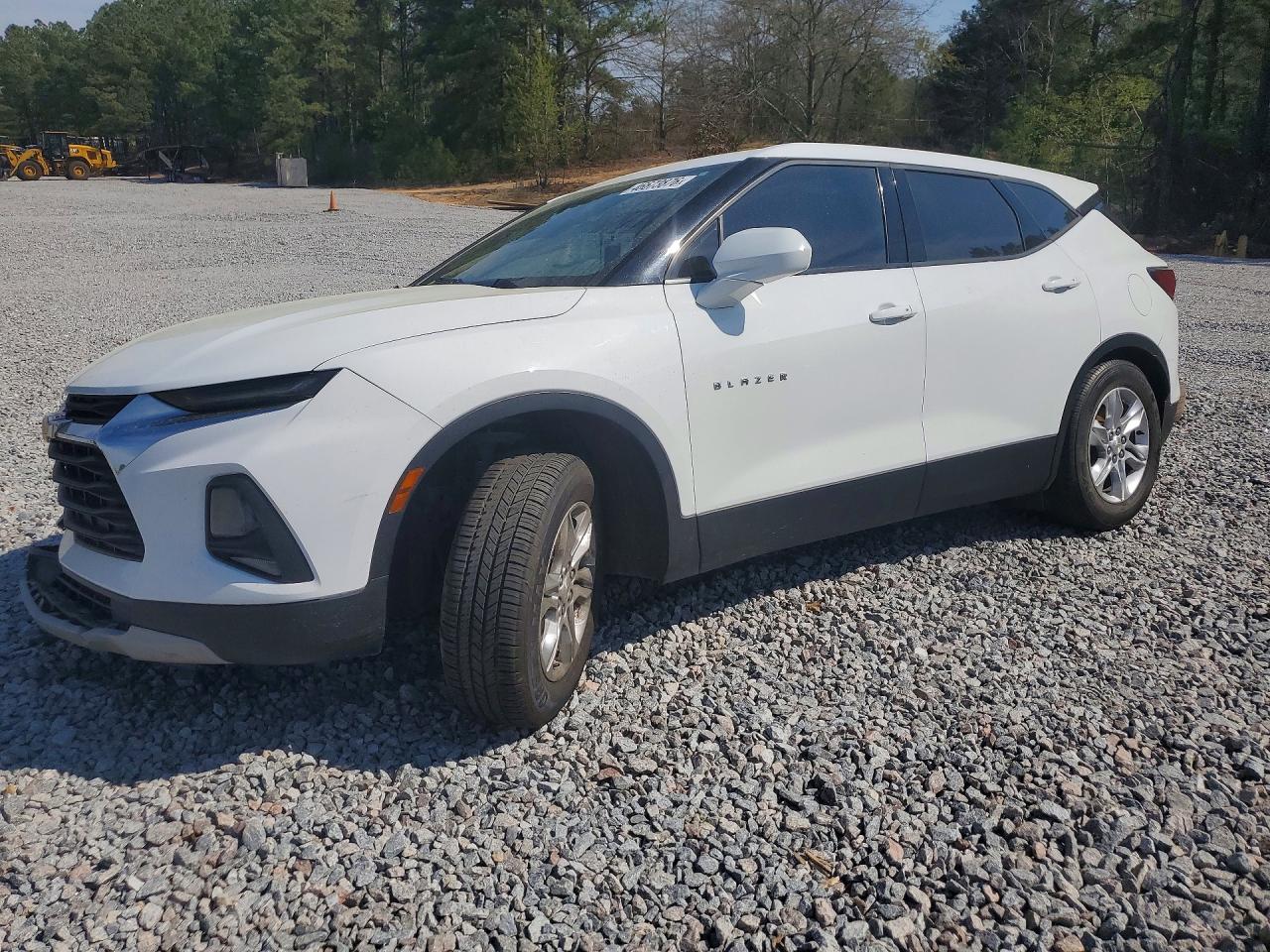 Salvage Chevrolet Blazer Image