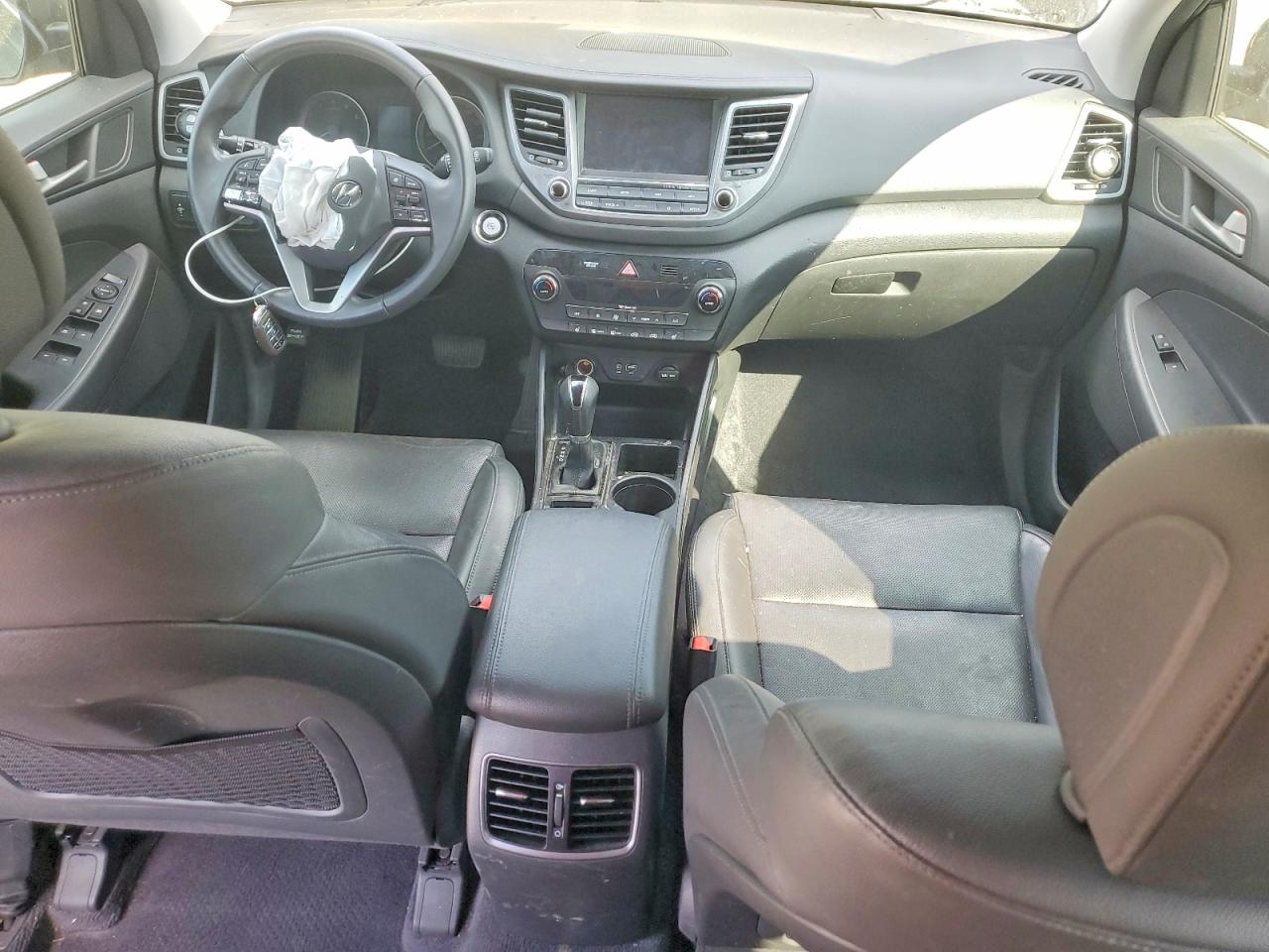 Hyundai TUCSON Sel Plus