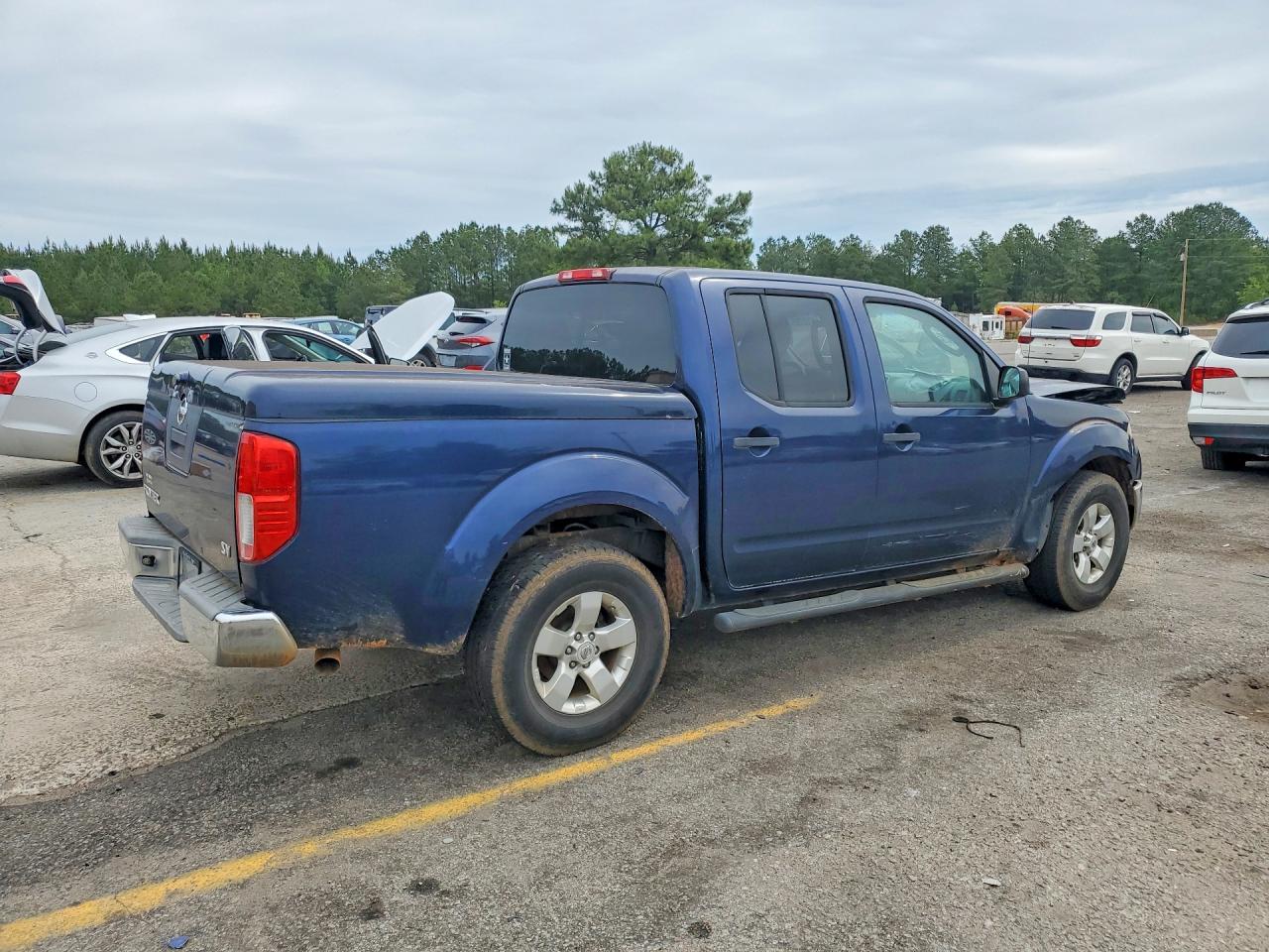 Nissan Frontier S