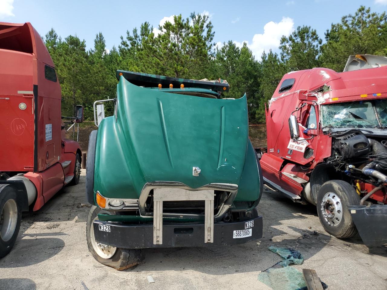 Mack Cv713