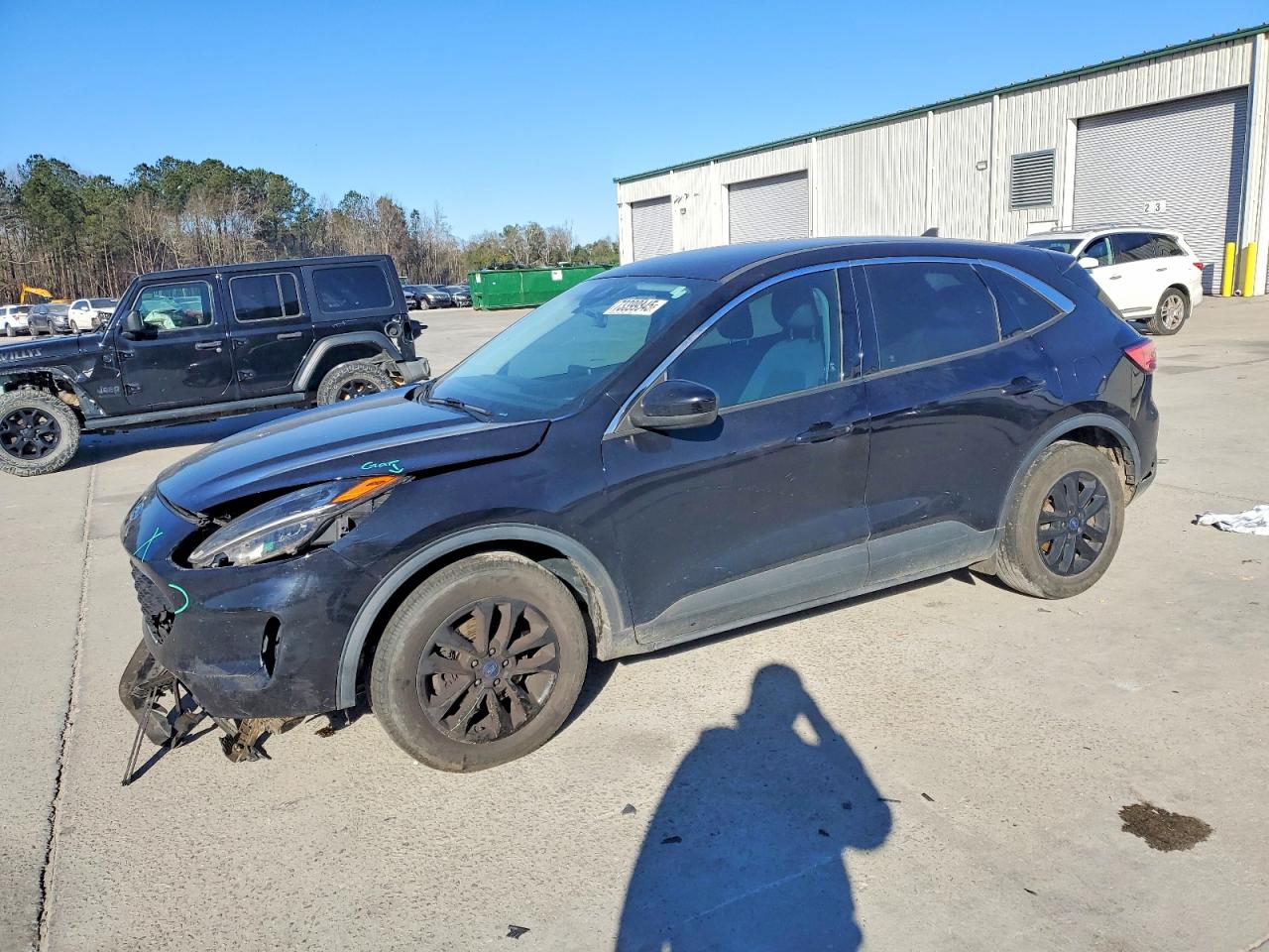 Salvage Ford Escape Image