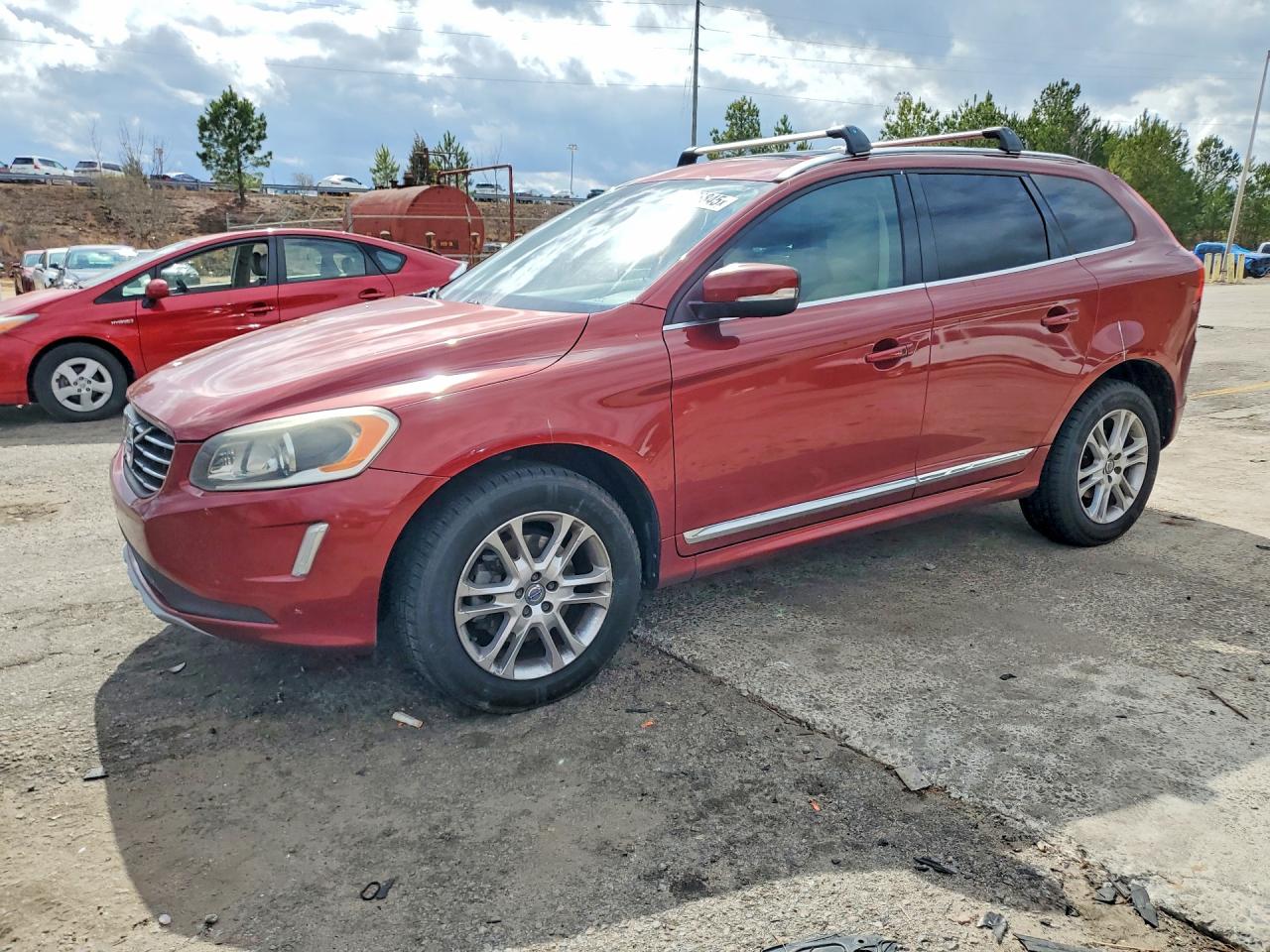 Salvage Volvo XC60 Image