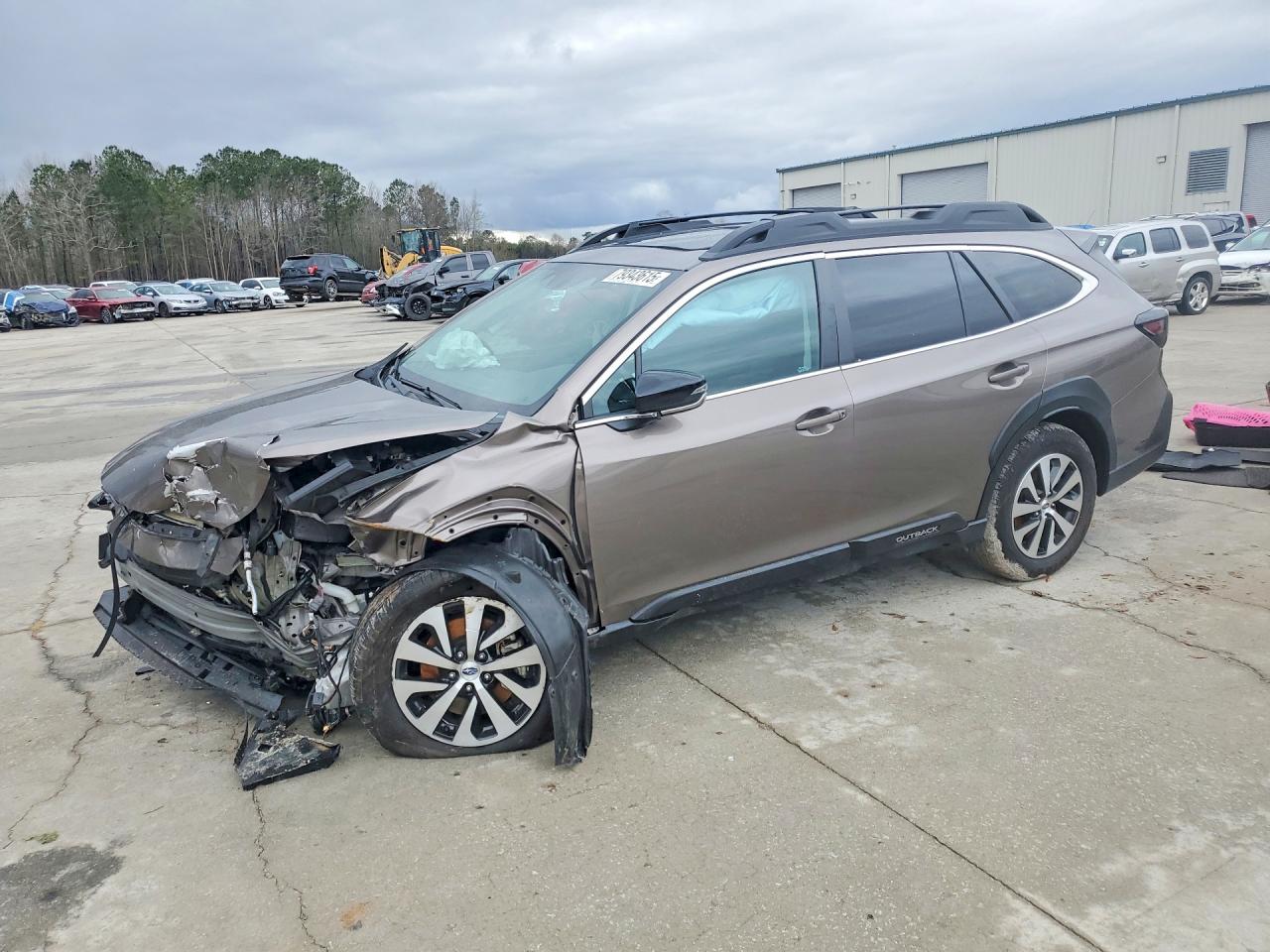 Salvage Subaru Outback Image