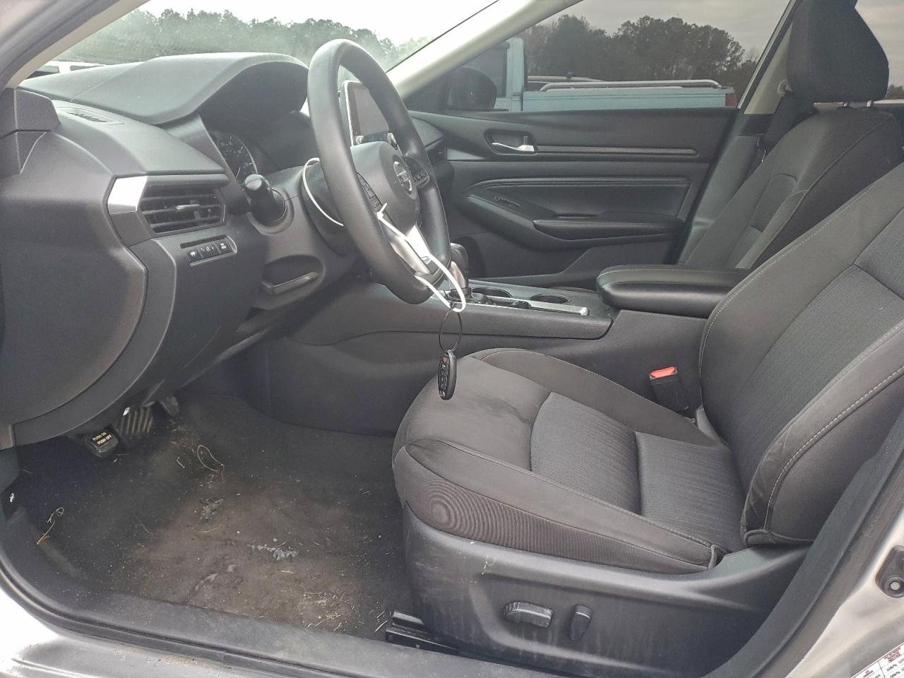 Nissan Altima S
