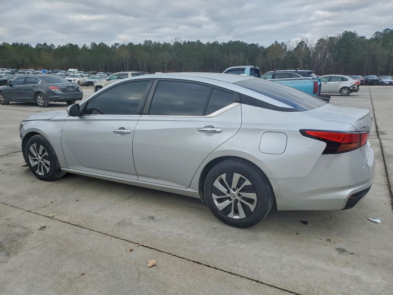Nissan Altima S