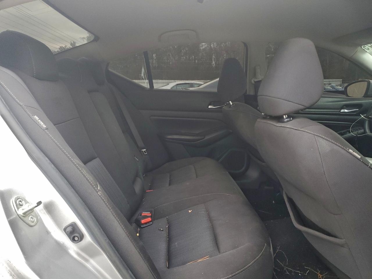 Nissan Altima S