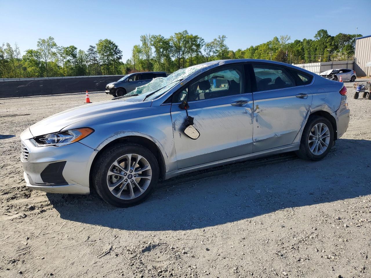 Salvage Ford Fusion Image