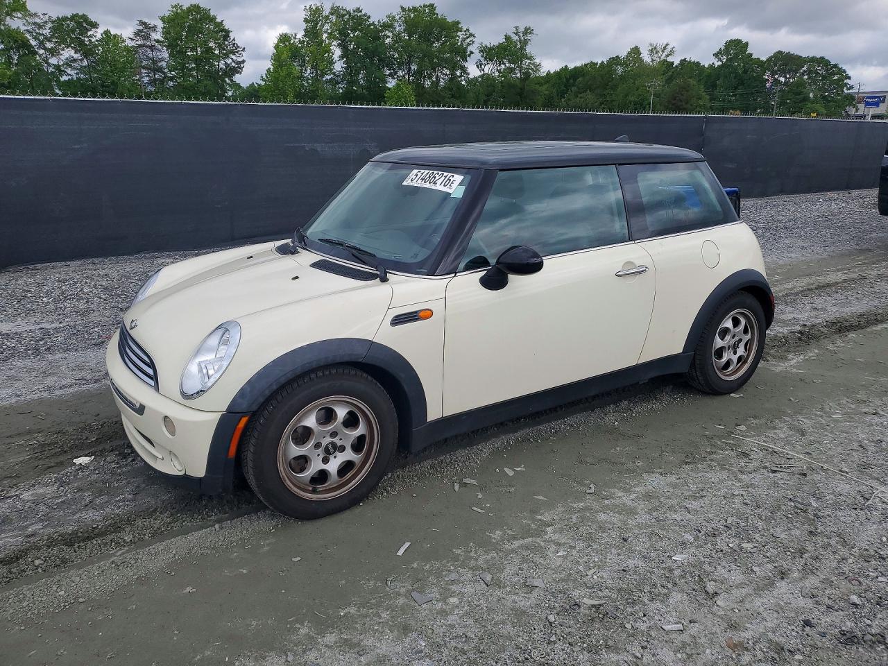 Salvage MINI Cooper Image