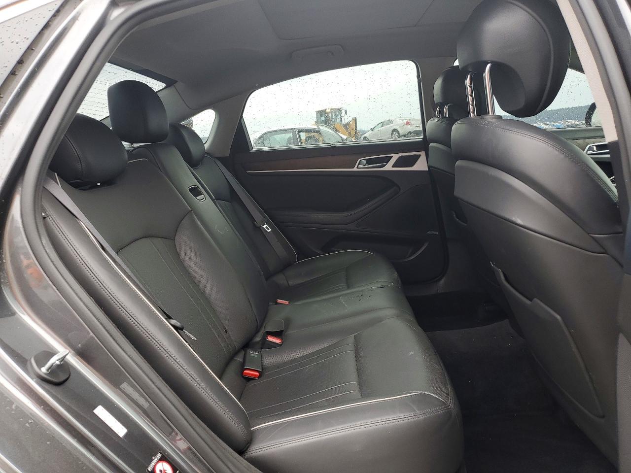 Genesis G80 Base