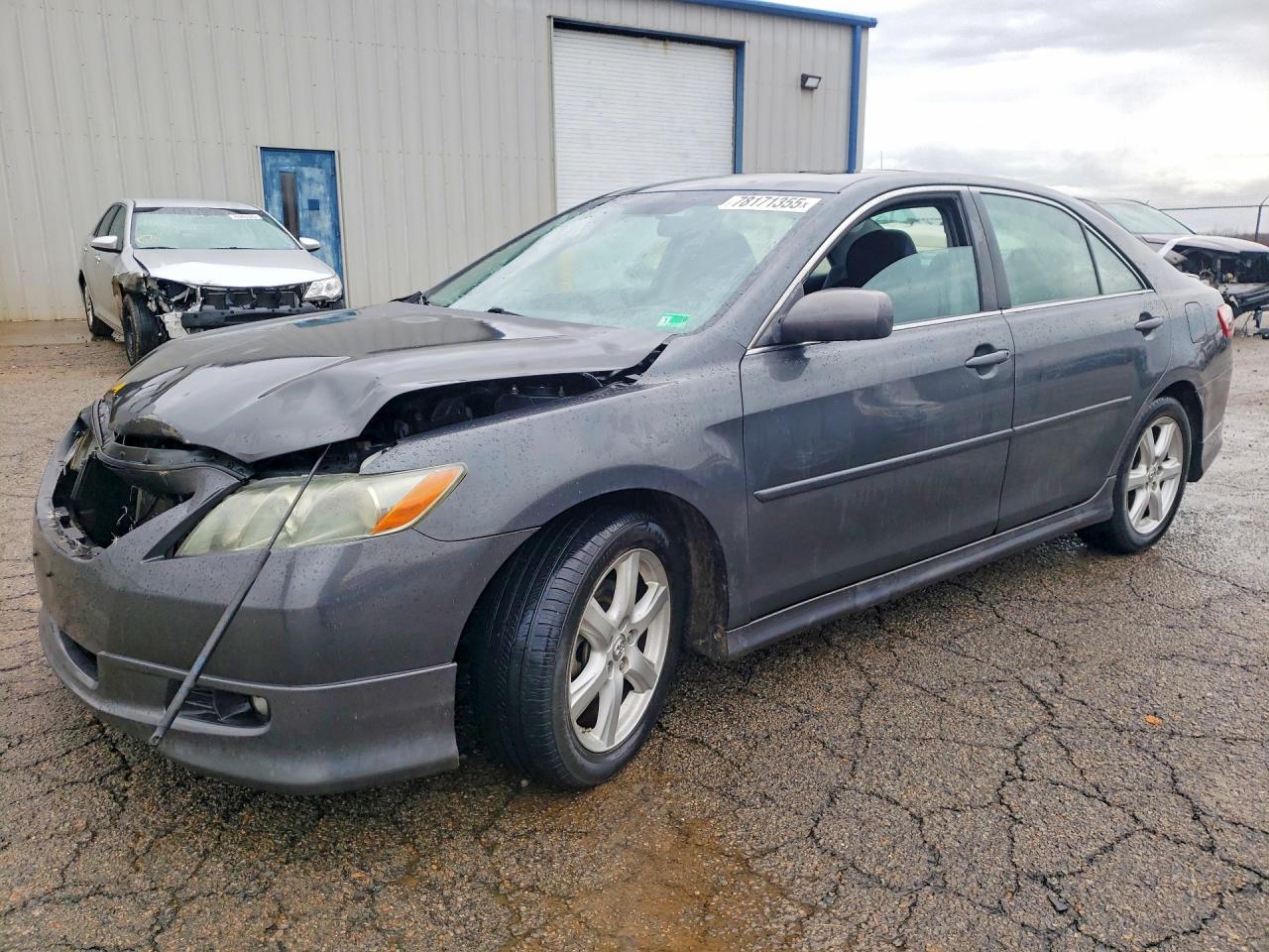 Salvage Toyota Camry Image