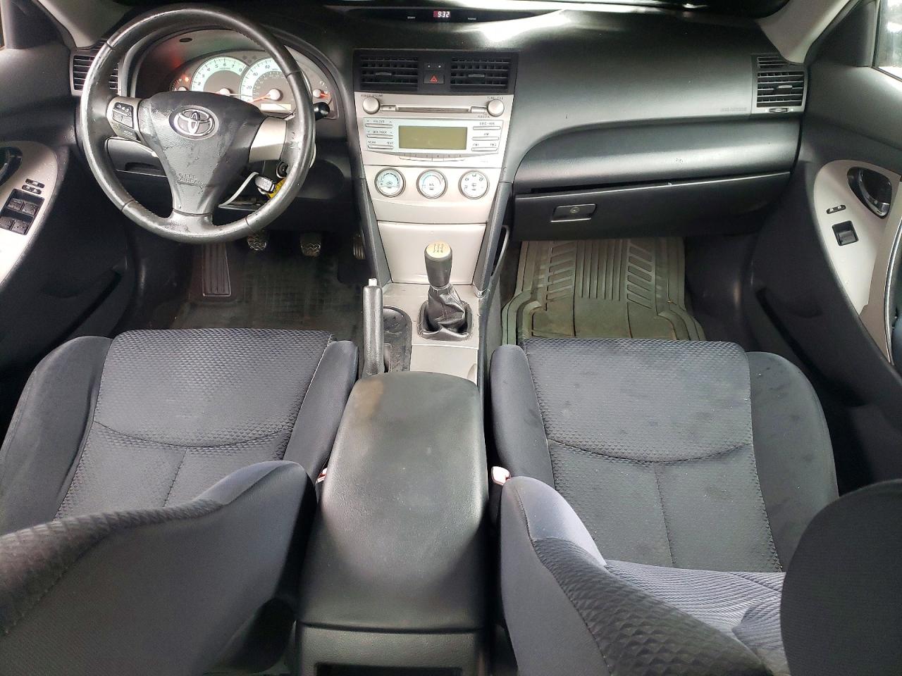 Toyota Camry Ce